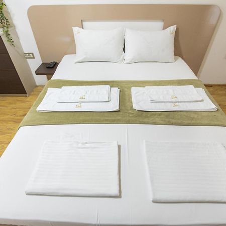 4 Rooms Apartments นิส ภายนอก รูปภาพ