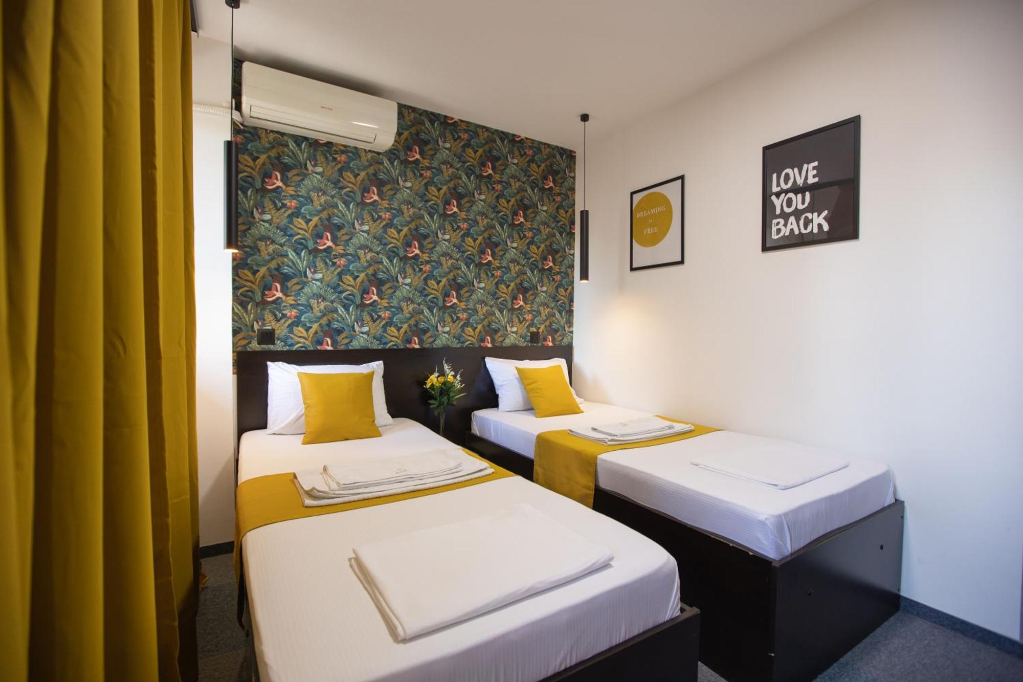 4 Rooms Apartments นิส ภายนอก รูปภาพ