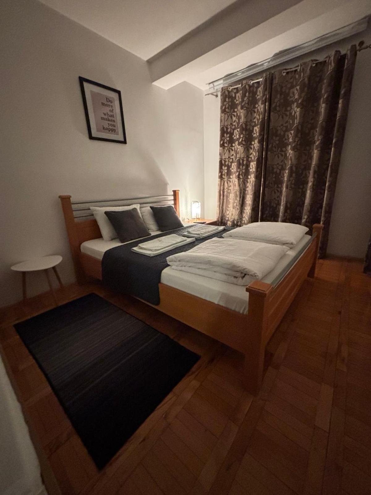 4 Rooms Apartments นิส ภายนอก รูปภาพ